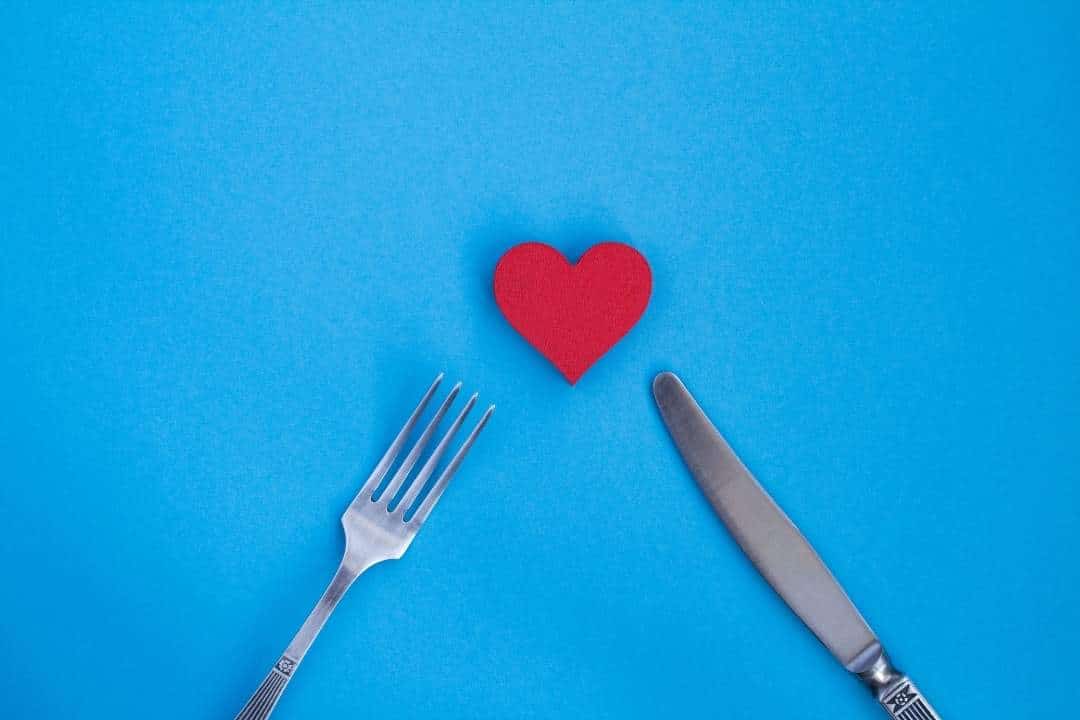 binge eating triggers knife fork heart
