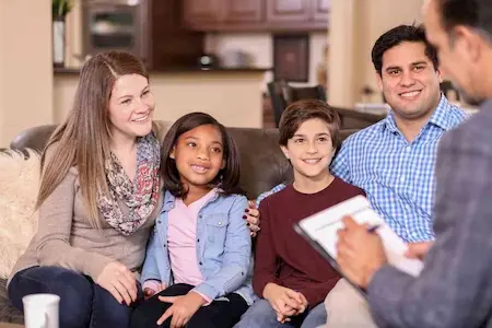 Blended-Families-Tips-to-Help-Ease-the-Transition-to-Step-Family