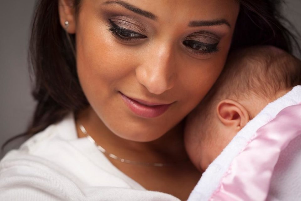 ethnic new mom and baby help for postpartum depression