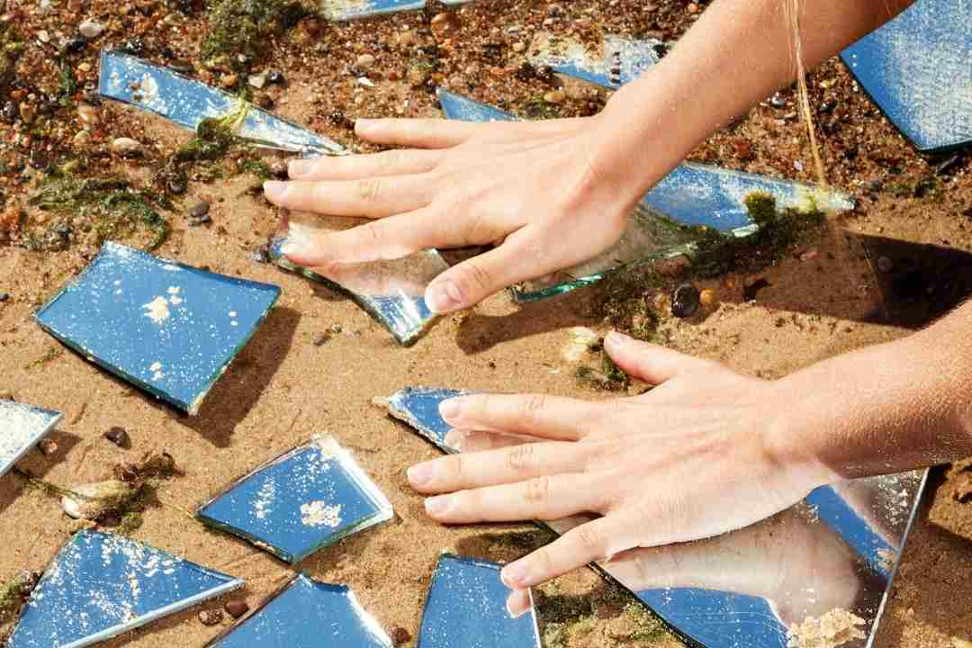Suicide: Warning Signs and Treatment hands broken shattered glass